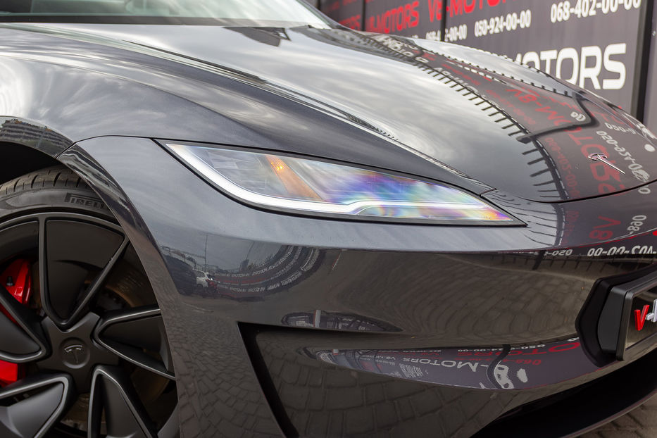 Продам Tesla Model 3 Performance 2024 года в Киеве