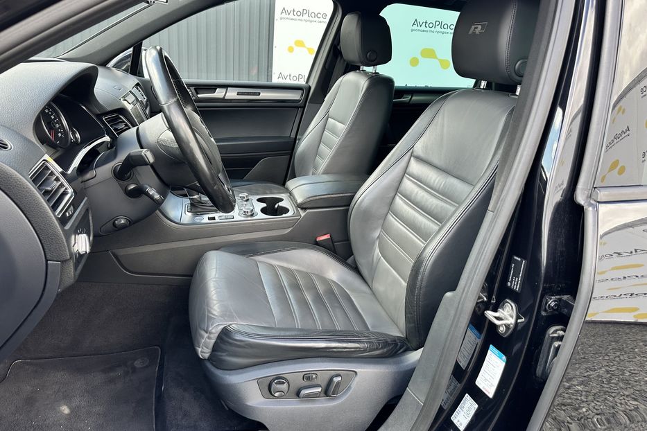 Продам Volkswagen Touareg R-Line 2012 года в Луцке