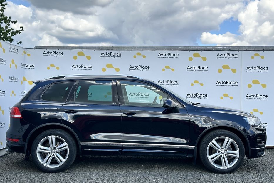 Продам Volkswagen Touareg R-Line 2012 года в Луцке