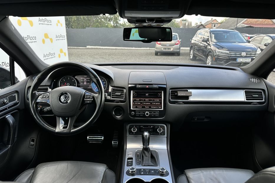Продам Volkswagen Touareg R-Line 2012 года в Луцке