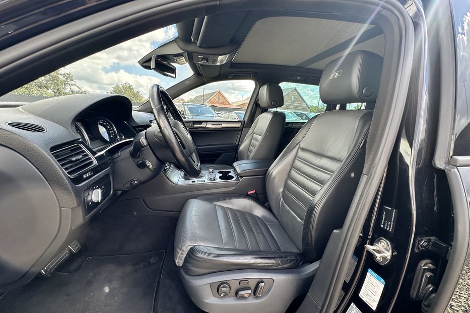 Продам Volkswagen Touareg R-Line 2012 года в Луцке