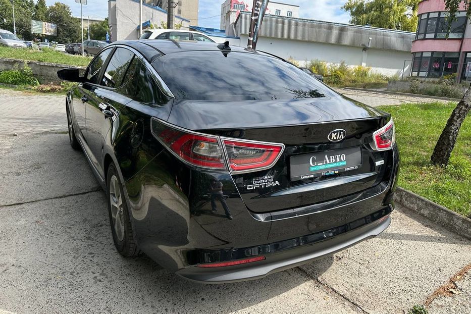 Продам Kia Optima 2014 года в Черновцах