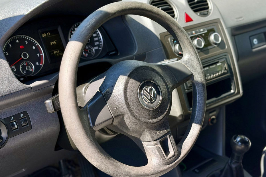 Продам Volkswagen Caddy груз. 2012 года в Киеве