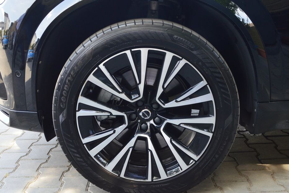 Продам Volvo XC90 2023 года в Одессе