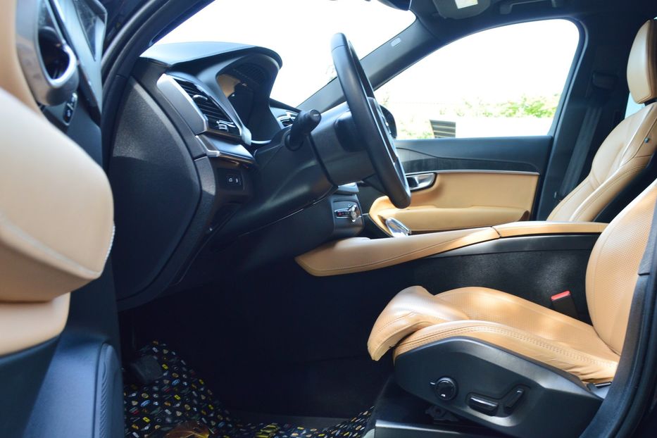 Продам Volvo XC90 2023 года в Одессе