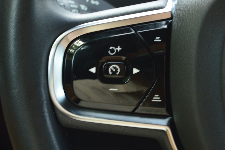 Продам Volvo XC90 2023 года в Одессе