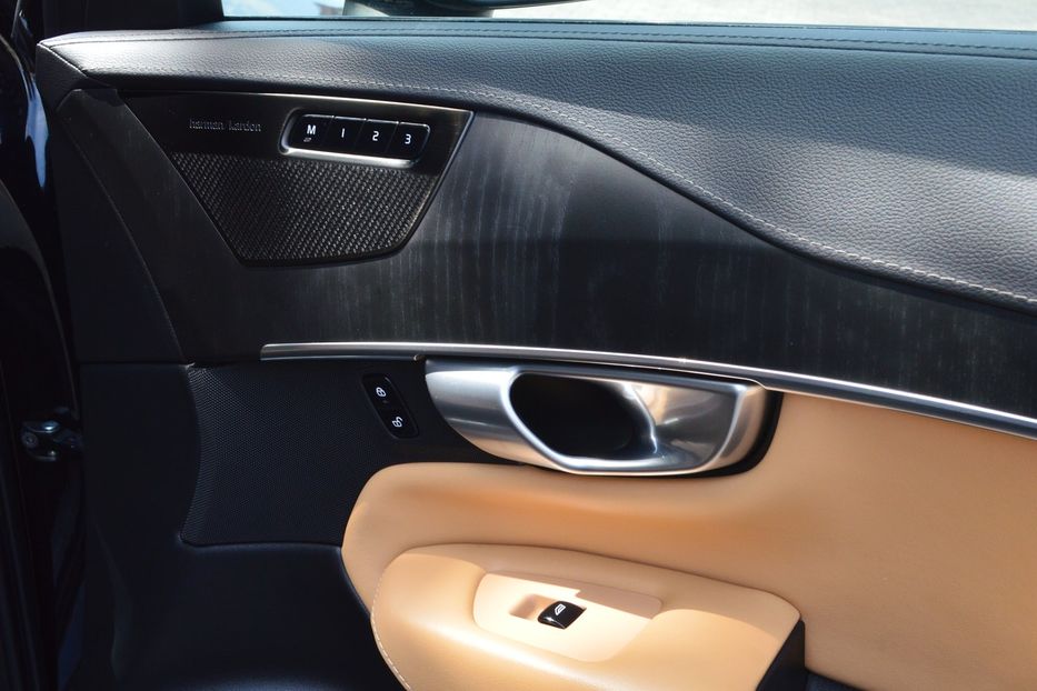 Продам Volvo XC90 2023 года в Одессе