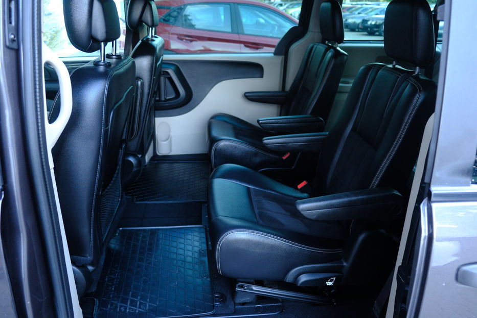 Продам Dodge Grand Caravan 2015 года в Одессе