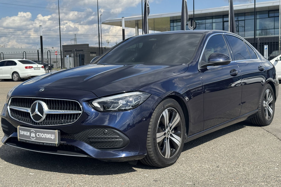 Продам Mercedes-Benz C-Class 180 EQ Boost 9G-Tronic  2022 года в Киеве