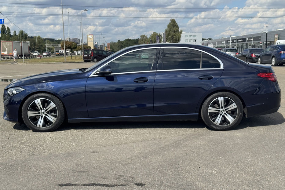 Продам Mercedes-Benz C-Class 180 EQ Boost 9G-Tronic  2022 года в Киеве