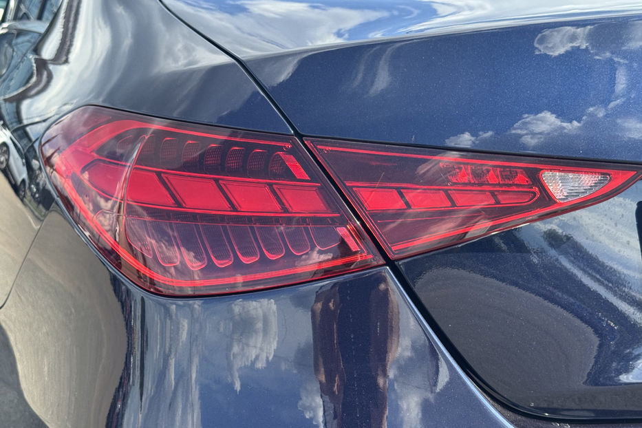 Продам Mercedes-Benz C-Class 180 EQ Boost 9G-Tronic  2022 года в Киеве
