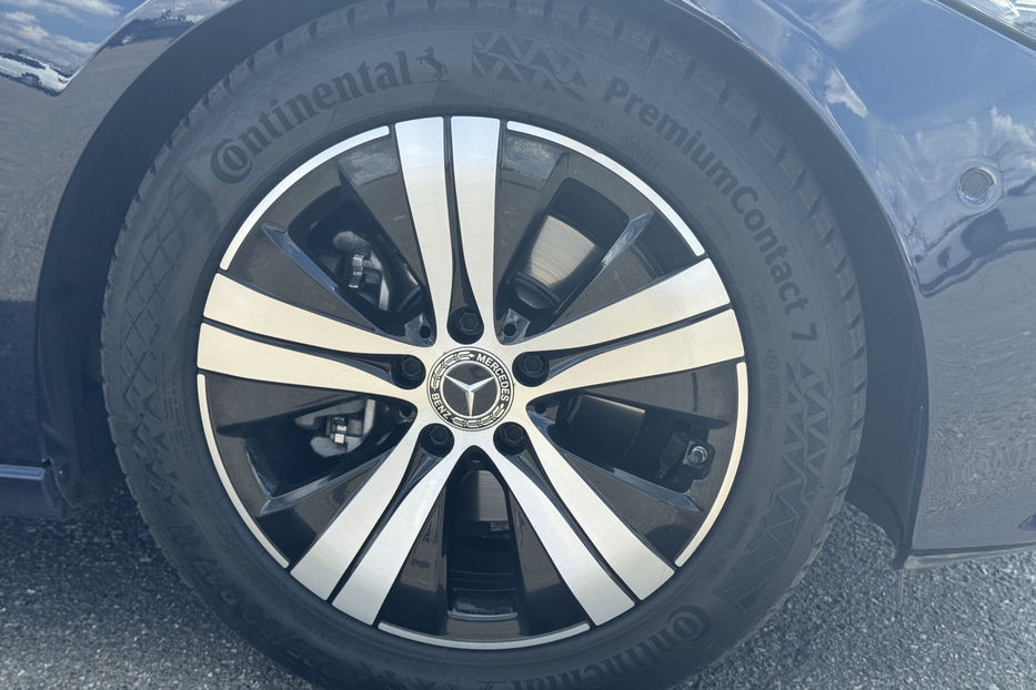 Продам Mercedes-Benz C-Class 180 EQ Boost 9G-Tronic  2022 года в Киеве