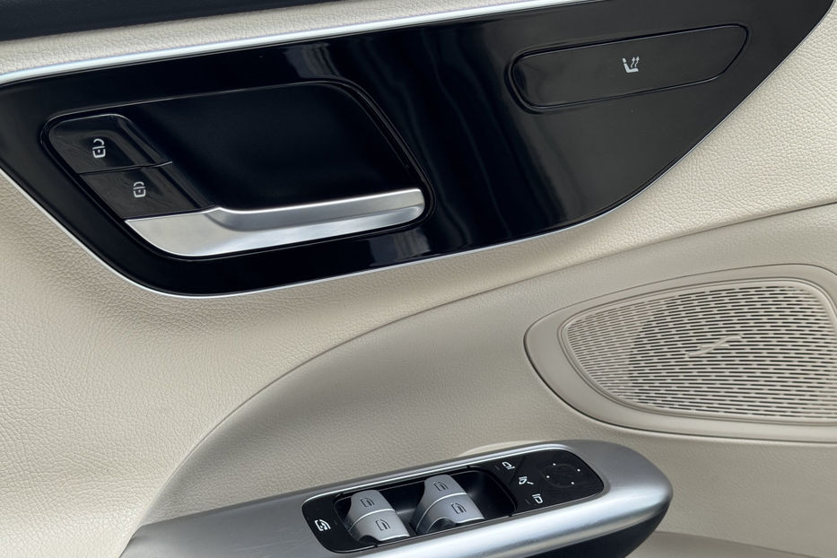 Продам Mercedes-Benz C-Class 180 EQ Boost 9G-Tronic  2022 года в Киеве
