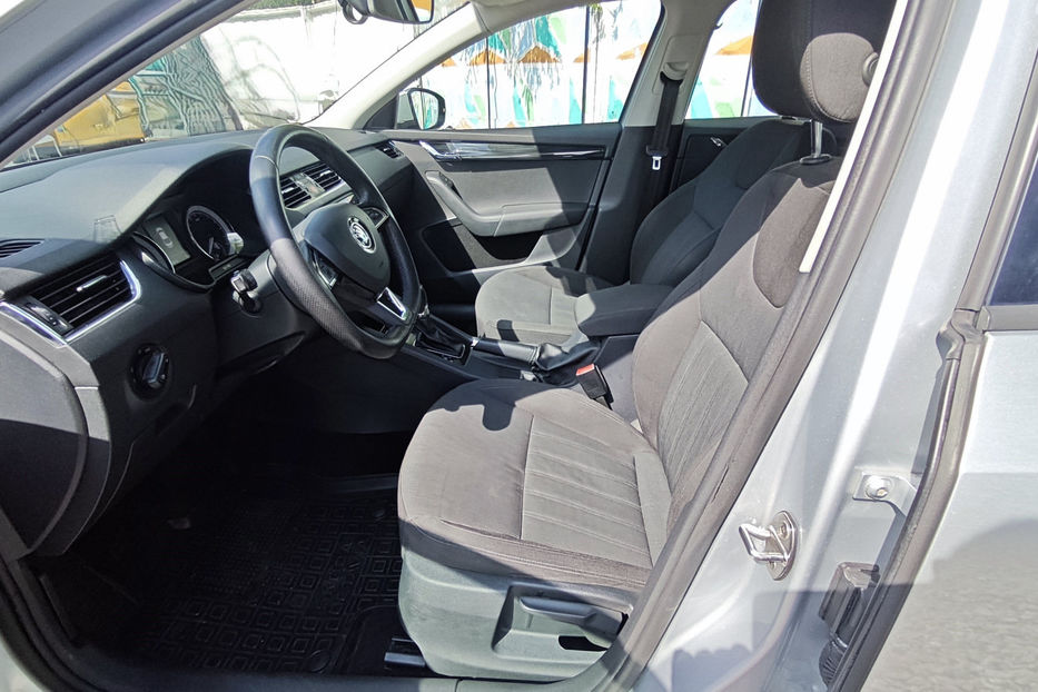 Продам Skoda Octavia A7 1.8 TSI AT (180 к.с.)  2018 года в Киеве