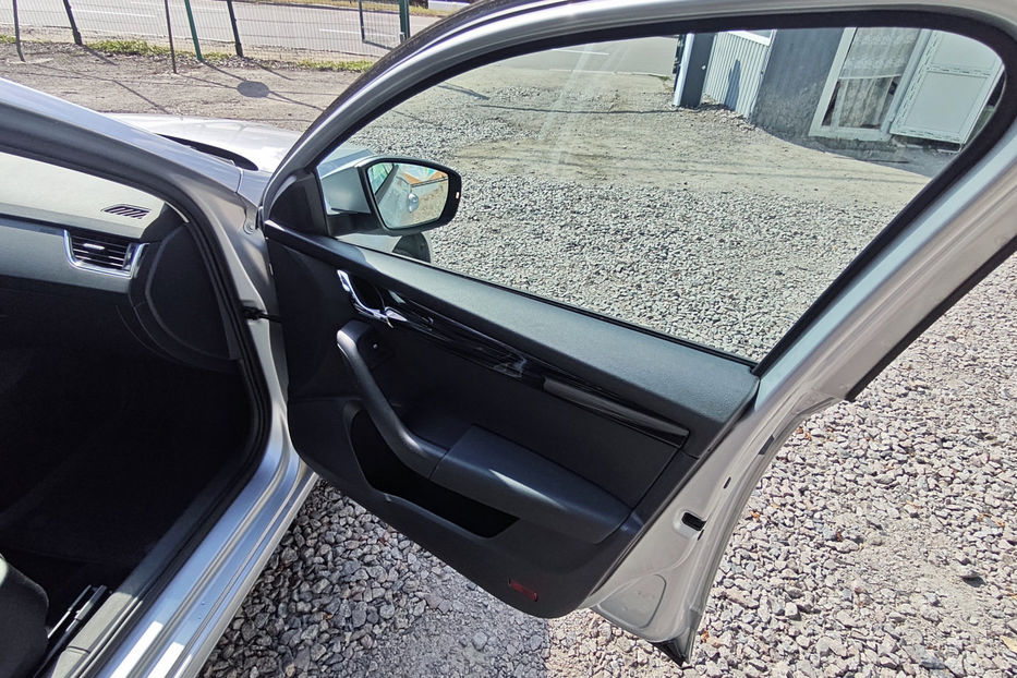 Продам Skoda Octavia A7 1.8 TSI AT (180 к.с.)  2018 года в Киеве