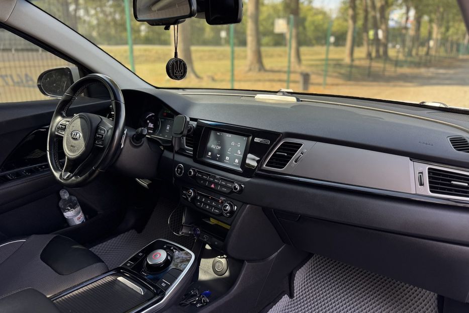 Продам Kia Niro 64.8kWh COMIS 2019 года в г. Умань, Черкасская область