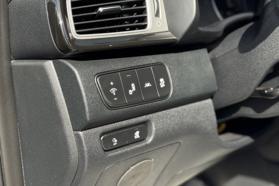 Продам Kia Niro 64.8kWh COMIS 2019 года в г. Умань, Черкасская область