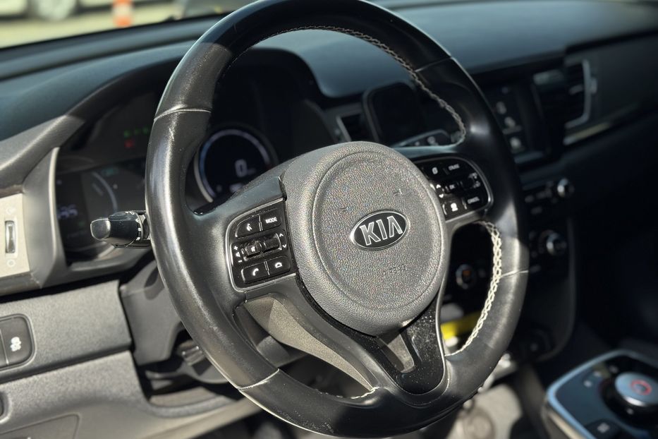 Продам Kia Niro 64.8kWh COMIS 2019 года в г. Умань, Черкасская область