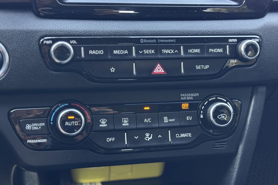 Продам Kia Niro 64.8kWh COMIS 2019 года в г. Умань, Черкасская область