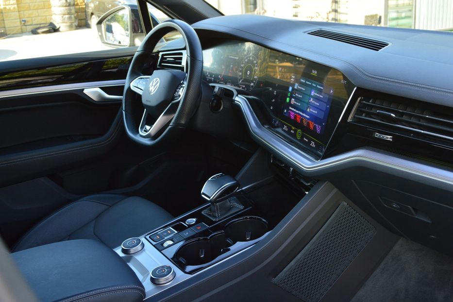 Продам Volkswagen Touareg Rline 2023 года в Одессе