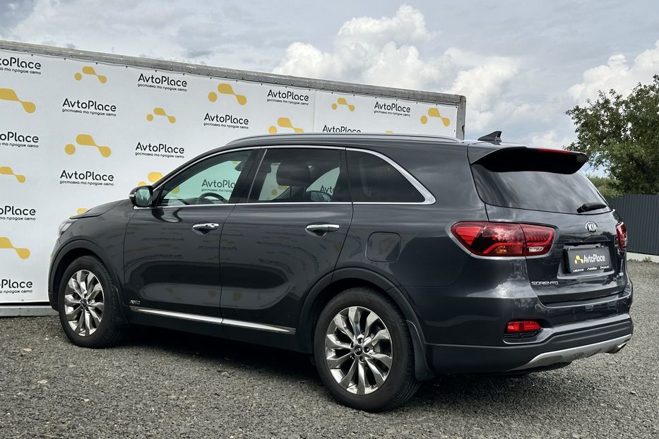 Продам Kia Sorento Prestigue 2018 года в Луцке