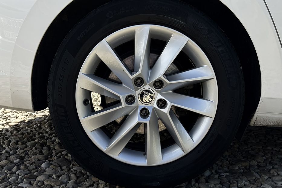 Продам Skoda Superb 2.0 TDI 150к.с FULL LED КАМЕРА 2021 года в Львове