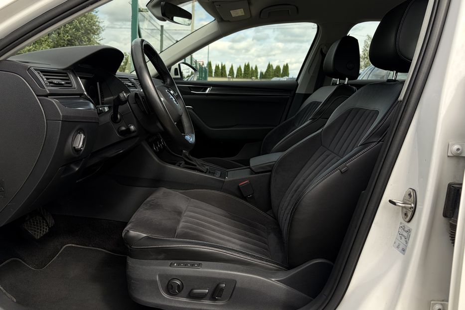 Продам Skoda Superb 2.0 TDI 150к.с FULL LED КАМЕРА 2021 года в Львове