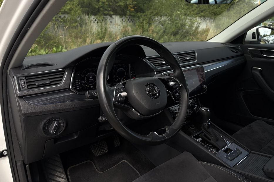 Продам Skoda Superb 2.0 TDI 150к.с FULL LED КАМЕРА 2021 года в Львове
