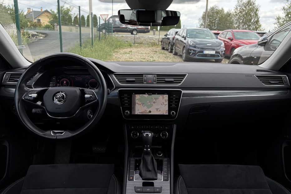 Продам Skoda Superb 2.0 TDI 150к.с FULL LED КАМЕРА 2021 года в Львове