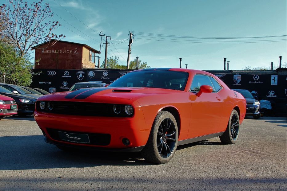 Продам Dodge Challenger SXT PLUS  2016 года в Одессе