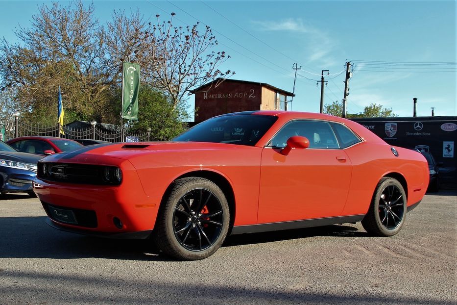 Продам Dodge Challenger SXT PLUS  2016 года в Одессе