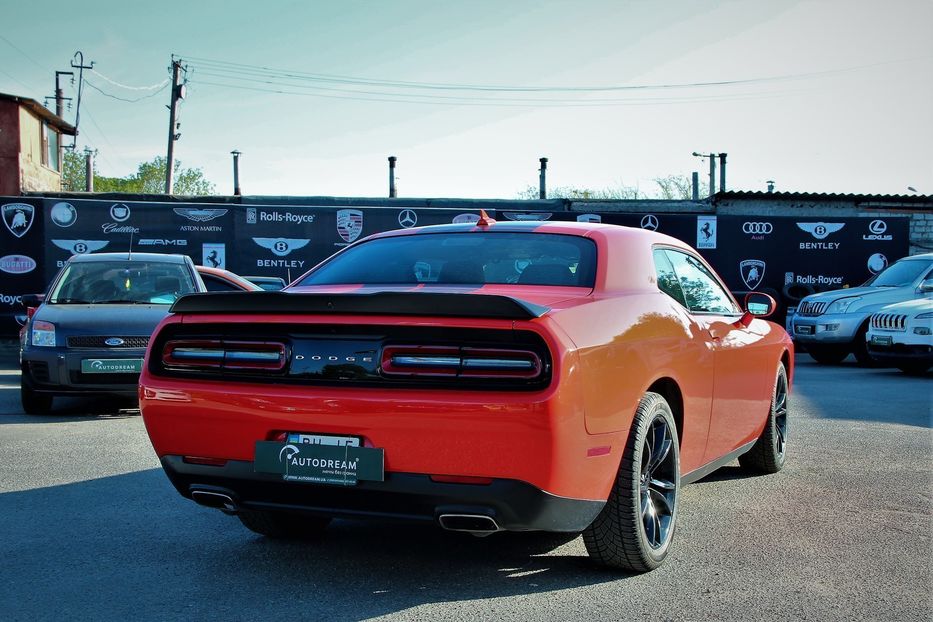 Продам Dodge Challenger SXT PLUS  2016 года в Одессе
