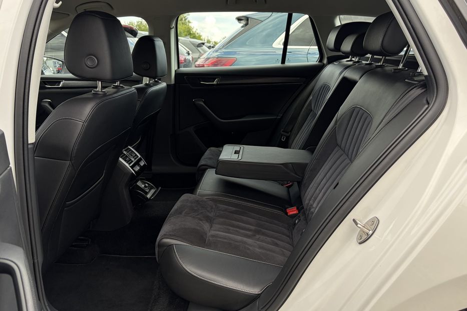 Продам Skoda Superb 2.0 TDI 150к.с FULL LED КАМЕРА 2021 года в Львове