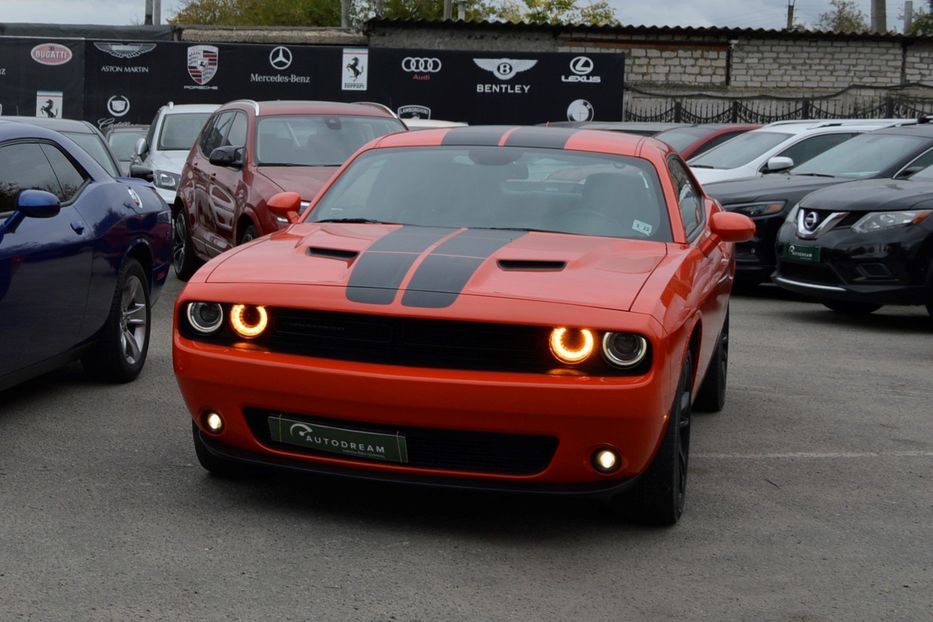 Продам Dodge Challenger SXT PLUS  2016 года в Одессе