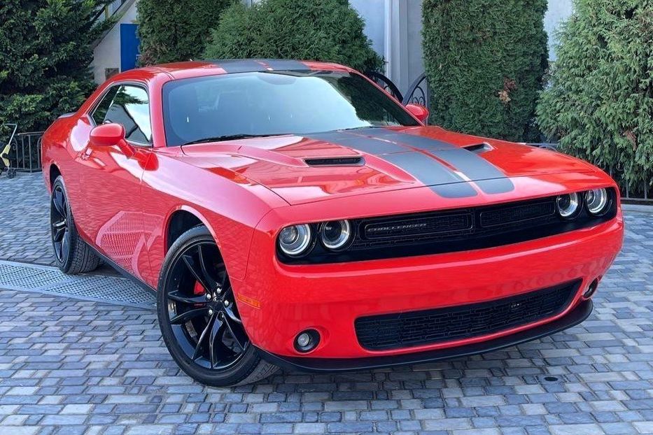 Продам Dodge Challenger SXT PLUS  2016 года в Одессе
