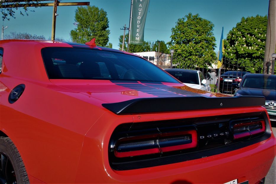 Продам Dodge Challenger SXT PLUS  2016 года в Одессе