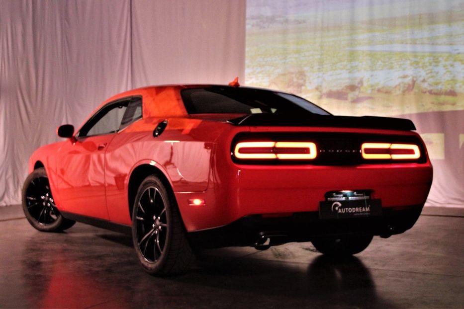 Продам Dodge Challenger SXT PLUS  2016 года в Одессе