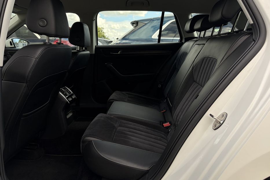 Продам Skoda Superb 2.0 TDI 150к.с FULL LED КАМЕРА 2021 года в Львове