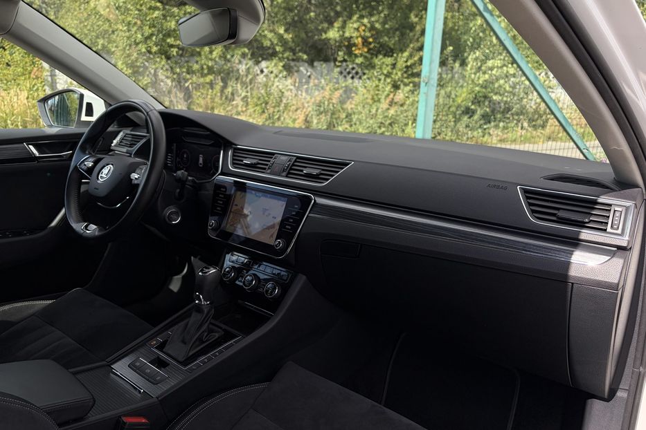 Продам Skoda Superb 2.0 TDI 150к.с FULL LED КАМЕРА 2021 года в Львове