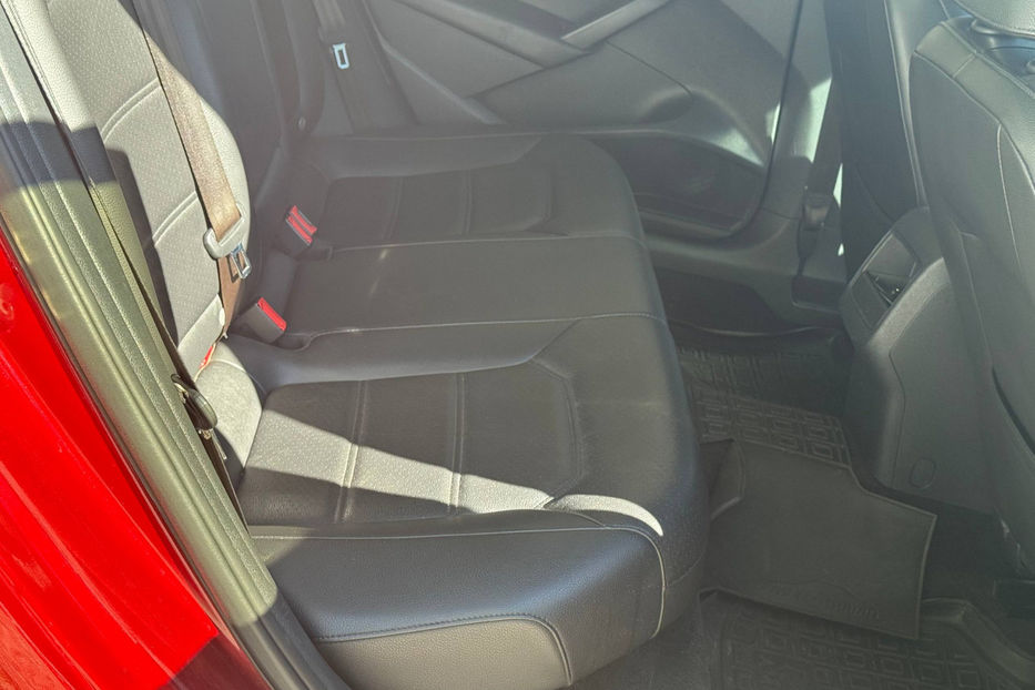 Продам Volkswagen Passat B7 2015 года в Киеве