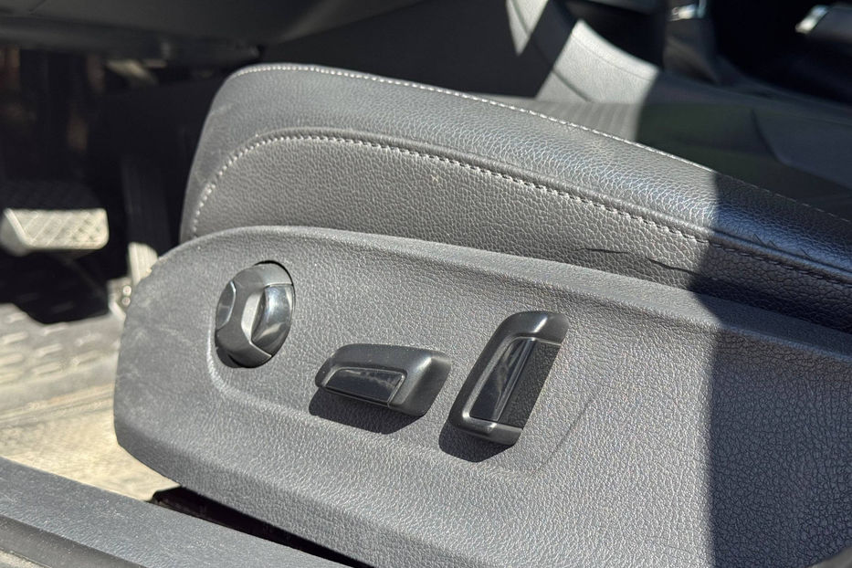 Продам Volkswagen Passat B7 2015 года в Киеве