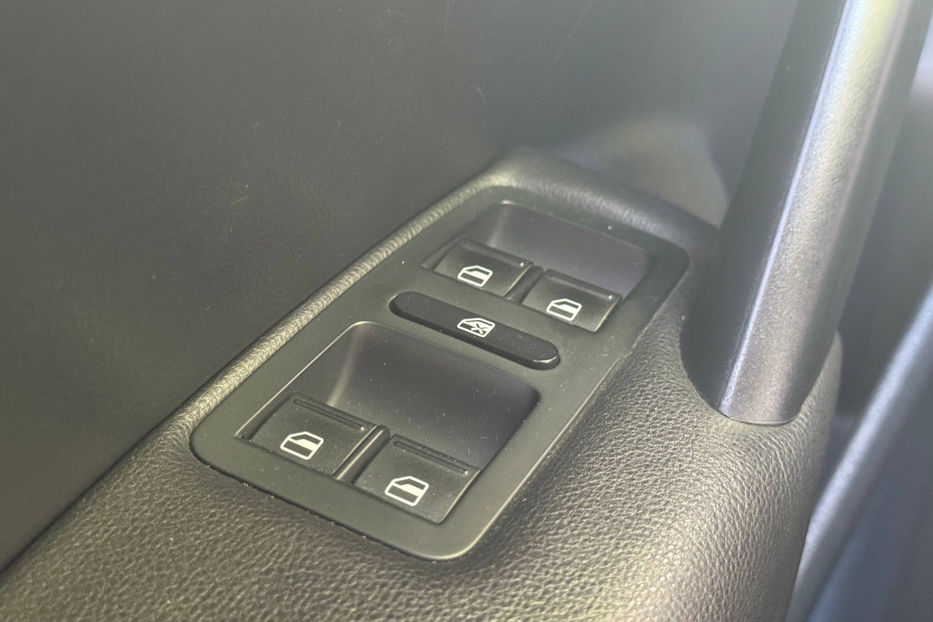 Продам Volkswagen Passat B7 2015 года в Киеве