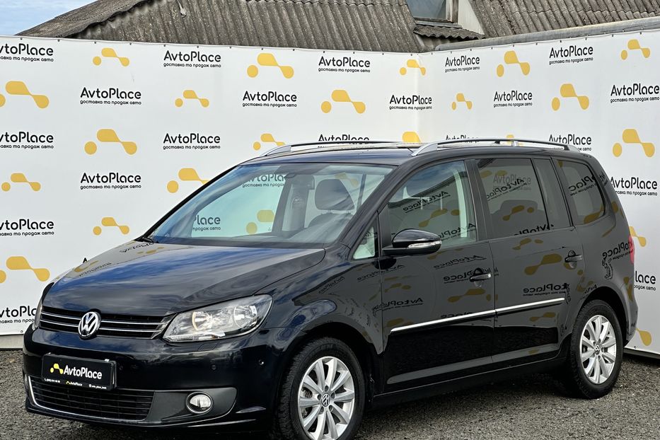 Продам Volkswagen Touran 2011 года в Луцке