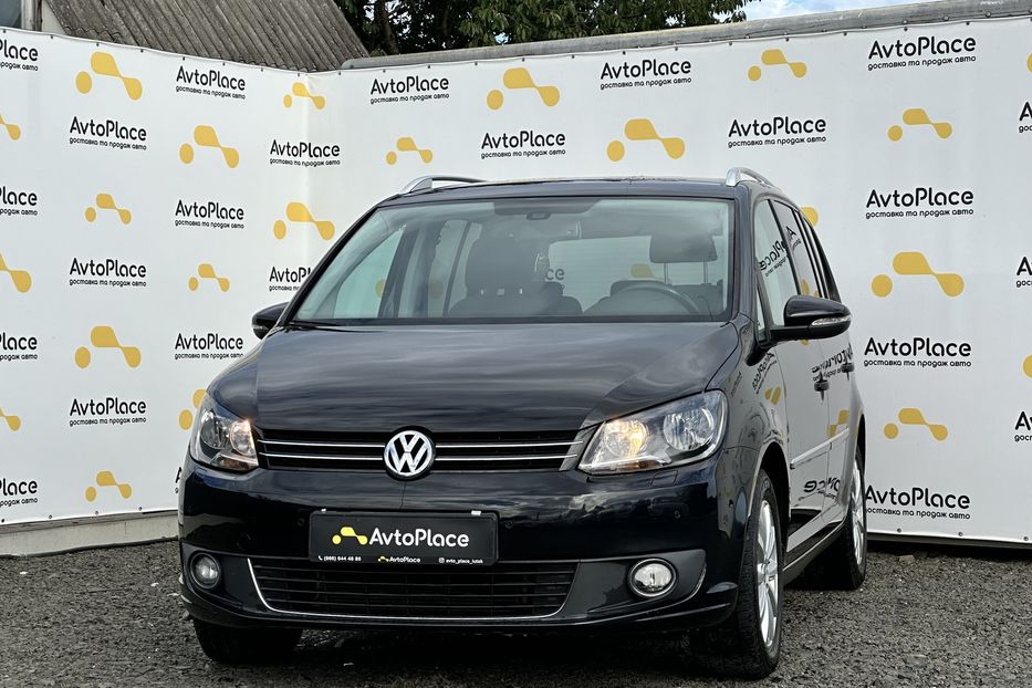 Продам Volkswagen Touran 2011 года в Луцке