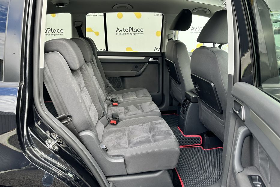 Продам Volkswagen Touran 2011 года в Луцке