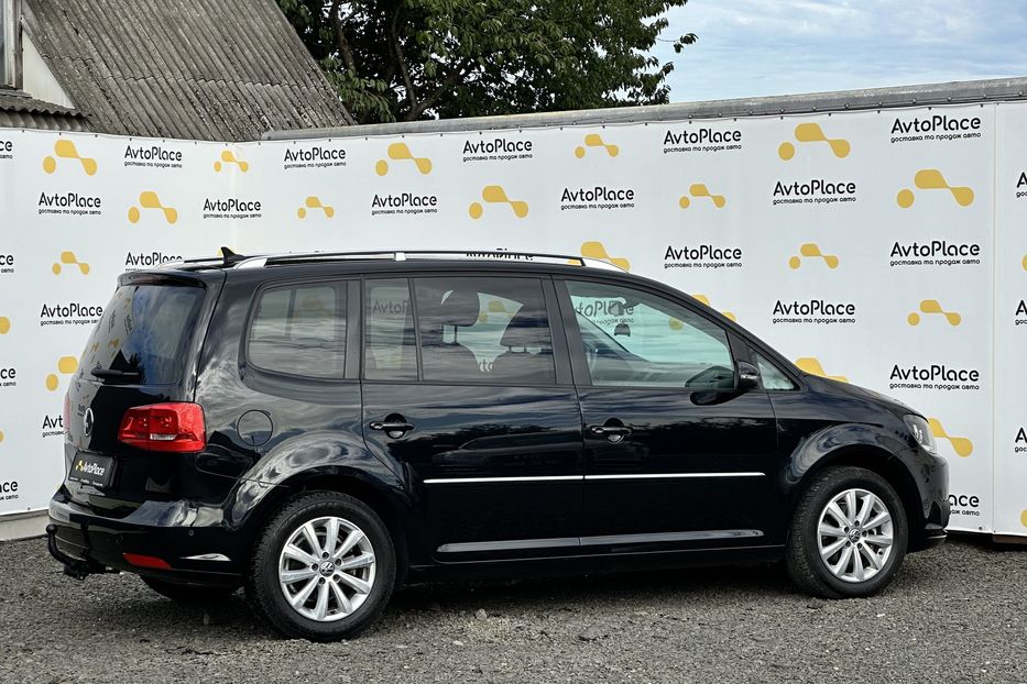 Продам Volkswagen Touran 2011 года в Луцке