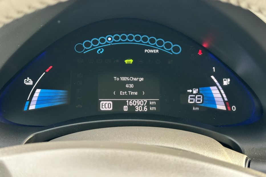 Продам Nissan Leaf 24 kw 2012 года в Луцке
