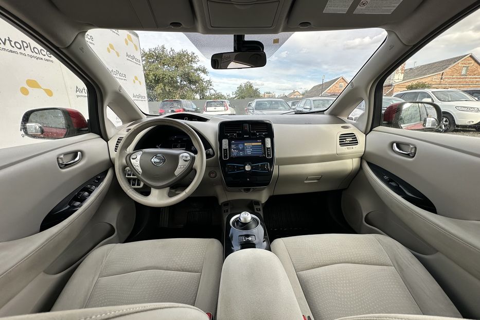 Продам Nissan Leaf 24 kw 2012 года в Луцке