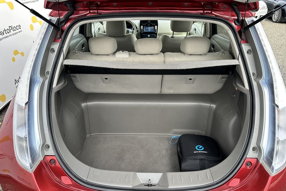 Продам Nissan Leaf 24 kw 2012 года в Луцке
