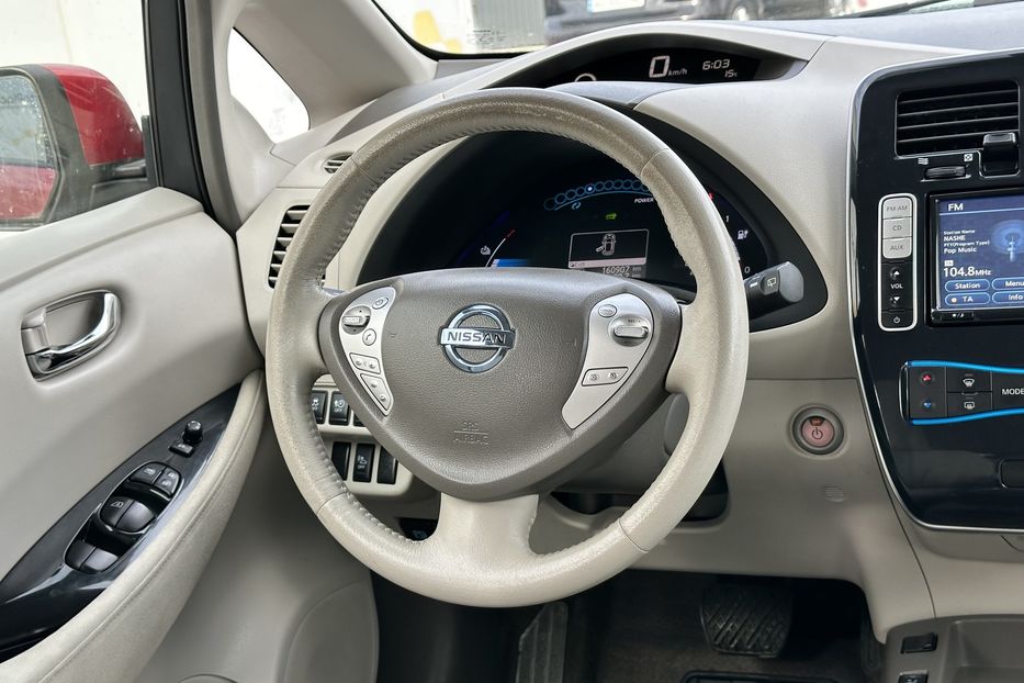 Продам Nissan Leaf 24 kw 2012 года в Луцке
